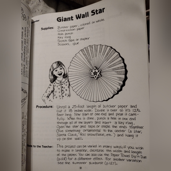 Good apple seasonal arts and crafts activity book - Picture 4 of 7